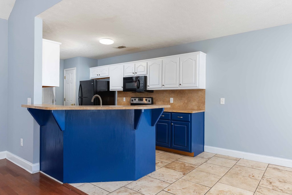3626 Forrest Road Columbus, GA 31907 - Photo 10 of 30 kitchen and dining area