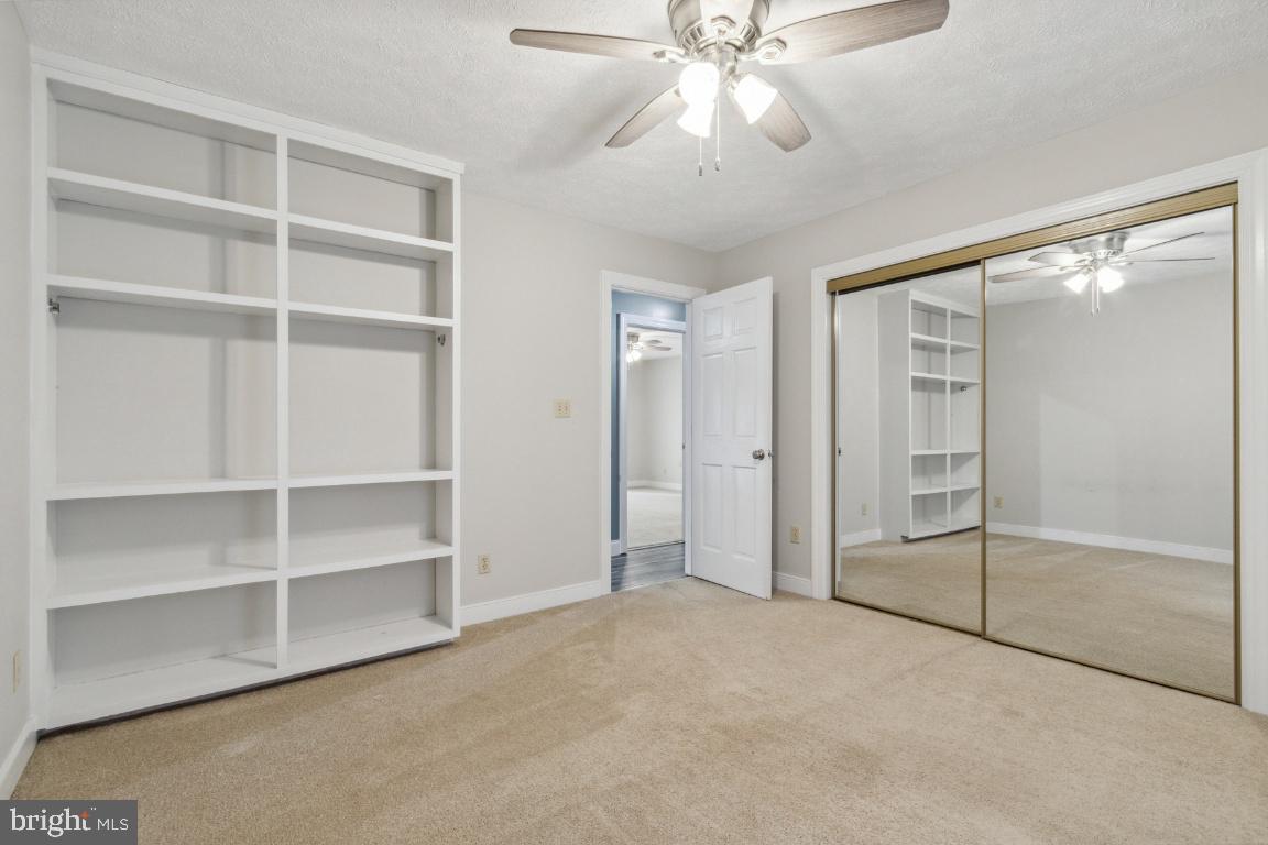 240 Sandy Ridge Road Fredericksburg, VA 22405 - Photo 18 of 43 Complete with built ins