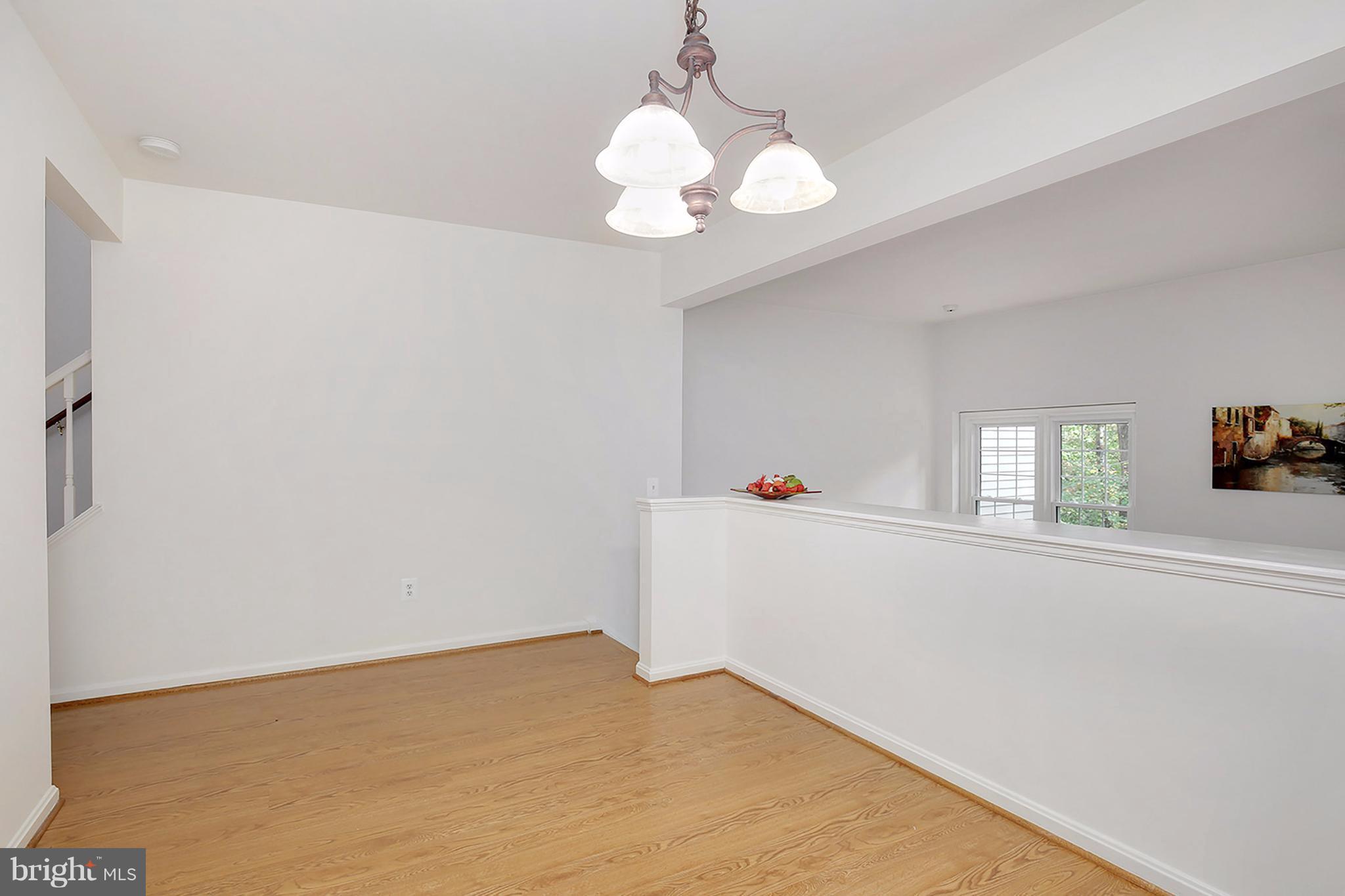 2287 Double Eagle Court Reston, VA 20191 - Photo 10 of 30 Dining Room