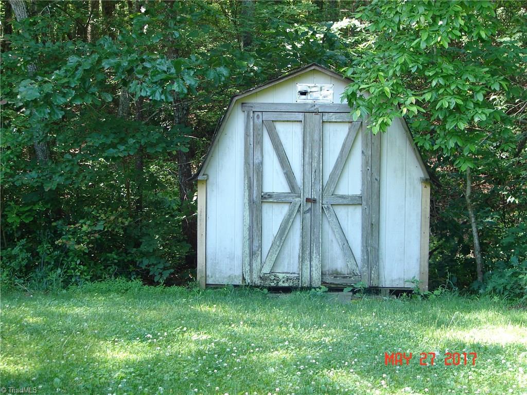 1073 Charlie Hartgrove Road King, NC 27021 - Photo 14 of 20