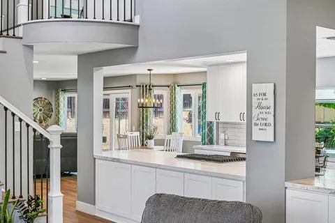 $899,000 | 1602 Tonia Court, Riverside, CA 92506
