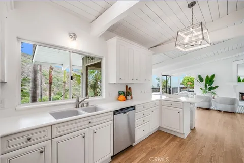 $3,995,000 | 1214 Anacapa Way, Laguna Beach, CA 92651
