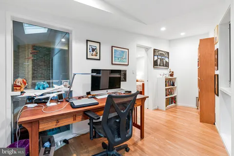 $1,495,000 | 8004 Park Overlook Drive, Bethesda, MD 20817
