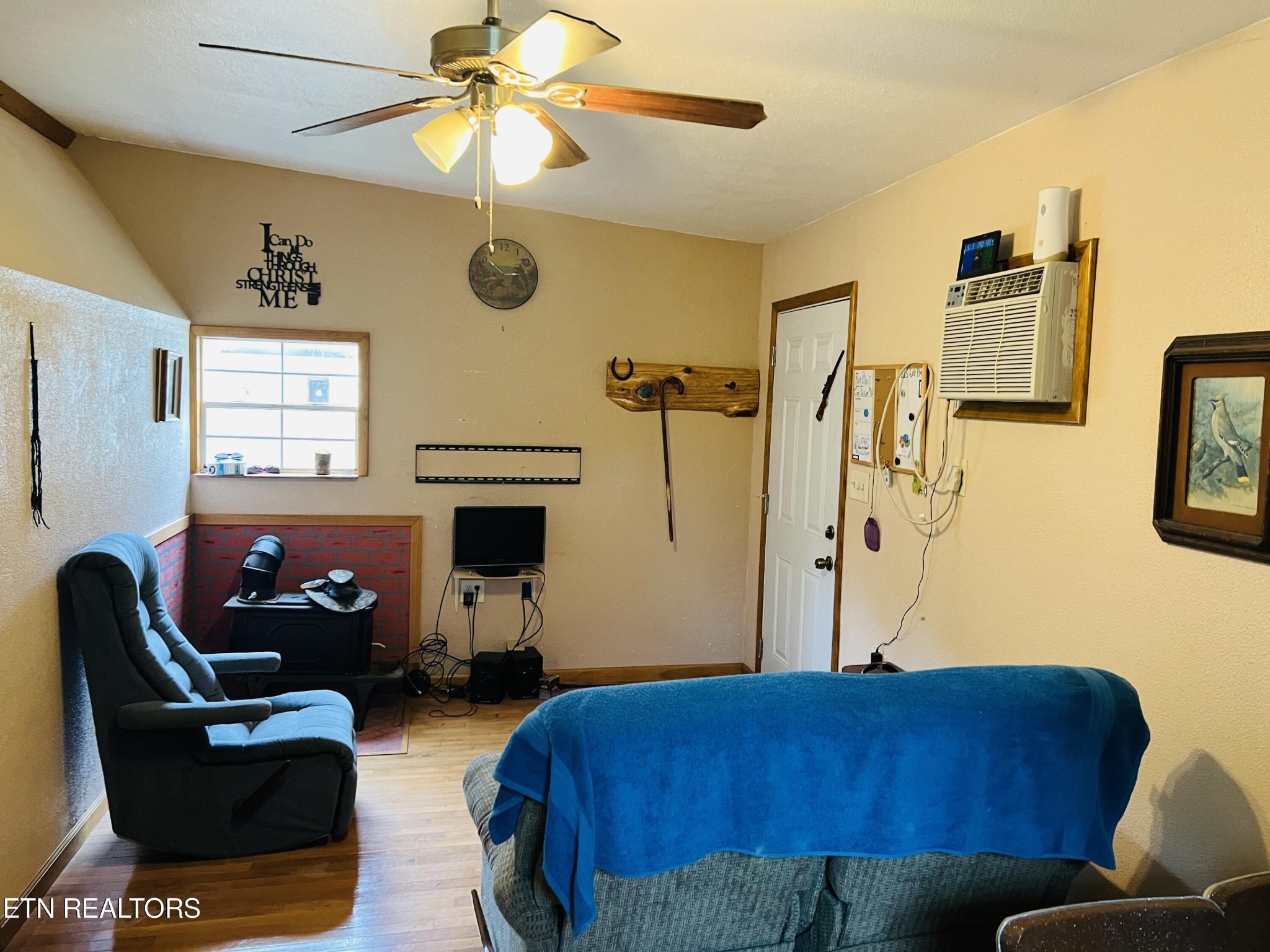 1747 Trent Valley Road Sneedville, TN 37869 - Photo 13 of 33 Gallery Image 13