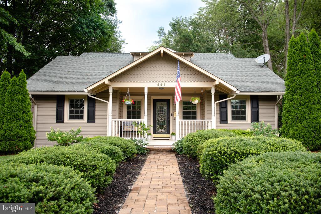 441 Larchwood Road Springfield, PA 19064 - Photo 3 of 56