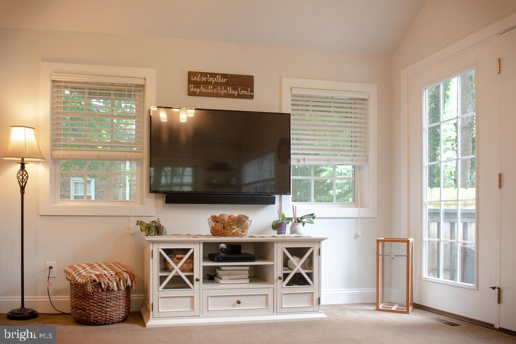 441 Larchwood Road Springfield, PA 19064 - Photo 35 of 56