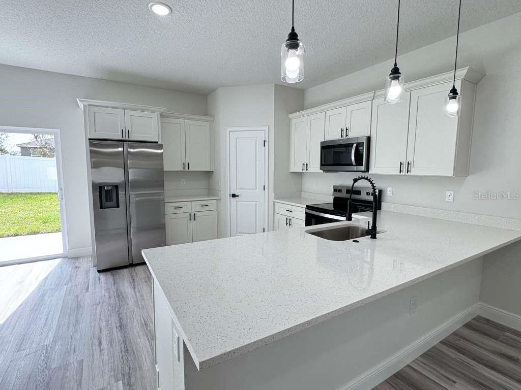 3832 Southwest 157th Place Road Ocala, FL 34473 - Photo 9 of 48