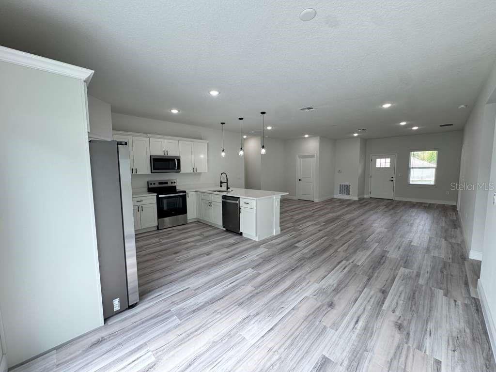 3832 Southwest 157th Place Road Ocala, FL 34473 - Photo 10 of 48
