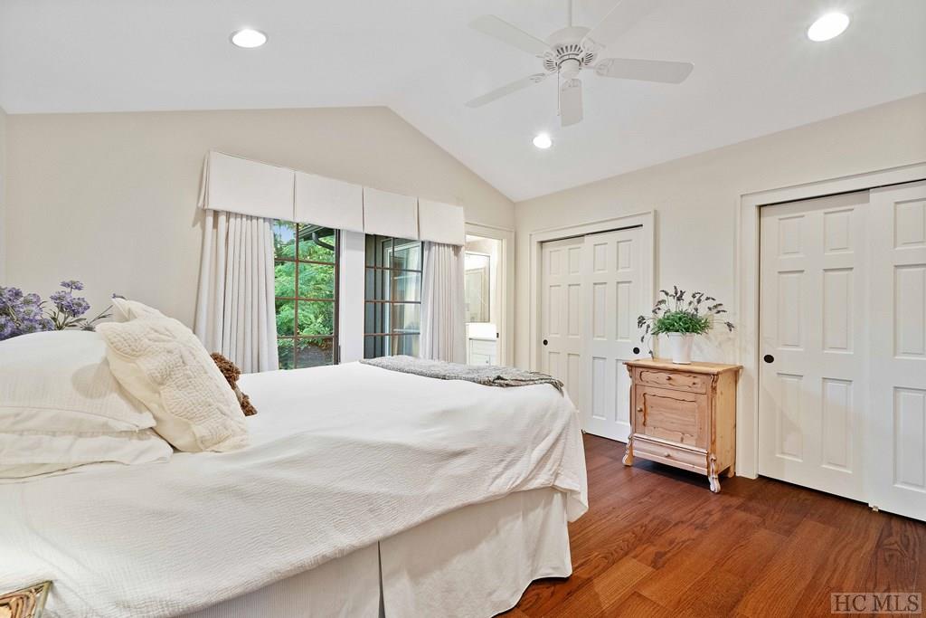 82 Azalea Road Highlands, NC 28741 - Photo 11 of 39 Gallery Image 11