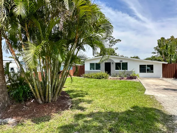$2,450 | 2814 Southeast Indian Street, Stuart, FL 34997
