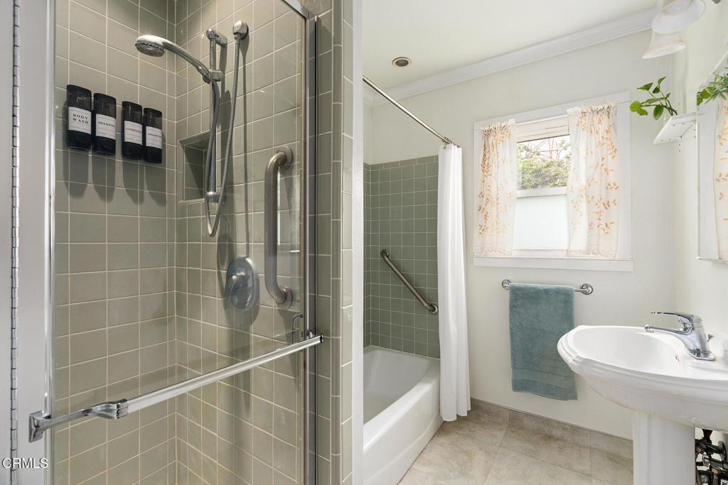 3025 Via Cerro Montebello, CA 90640 - Photo 14 of 21 014-DSC00508_Web