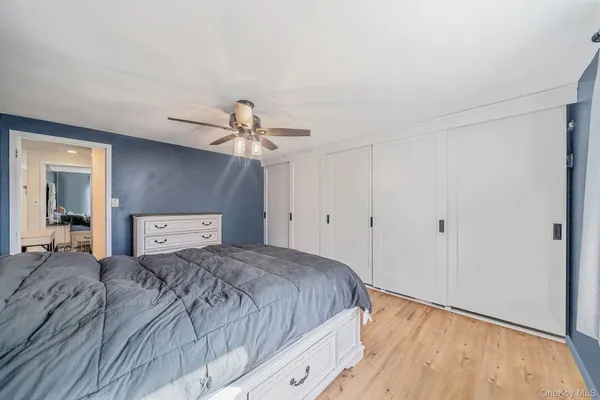 $334,999 | 113 Birchwood Road, Unit 113, Medford, NY 11763