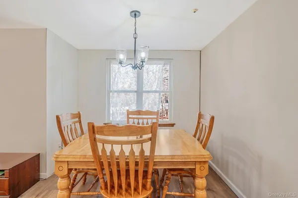 $334,999 | 113 Birchwood Road, Unit 113, Medford, NY 11763