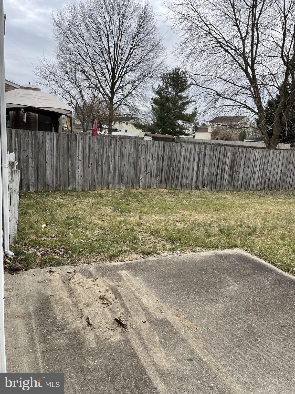 2 White Drive Newark, DE 19702 - Photo 23 of 29 a view of outdoor space with wooden fence
