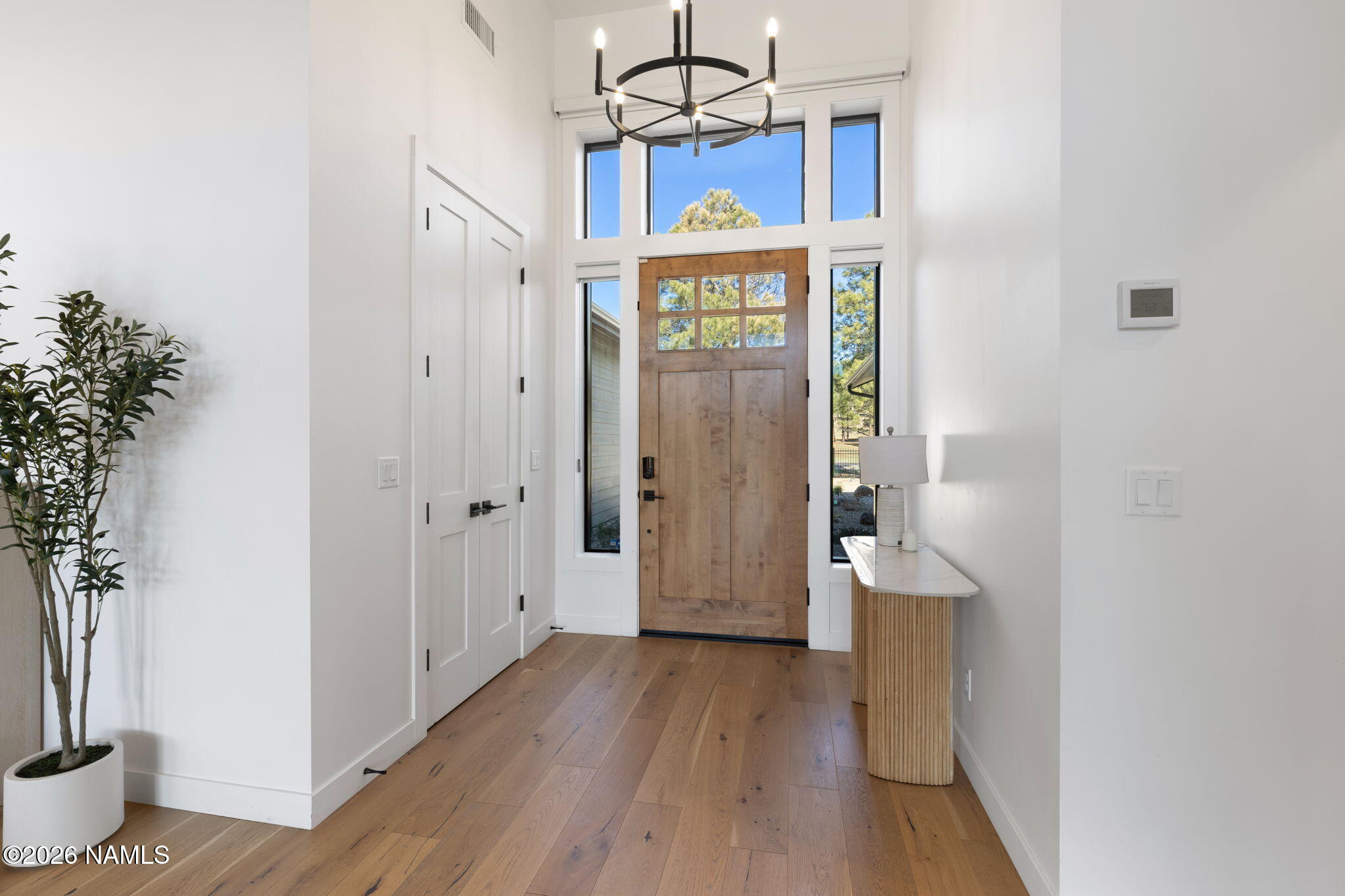 5234 West Brackin Ranch Road Flagstaff, AZ 86001 - Photo 8 of 43 Foyer
