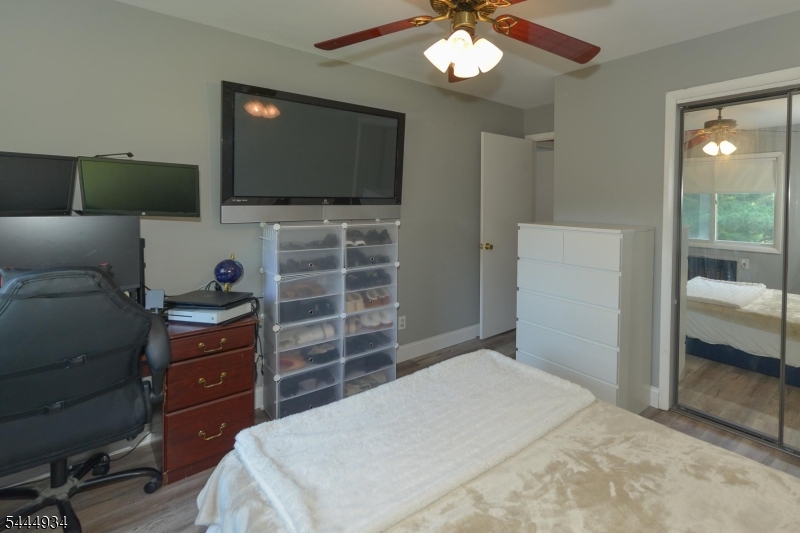 308 Federal Hill Road, Unit 308 Pompton Lakes, NJ 07442 - Photo 24 of 28