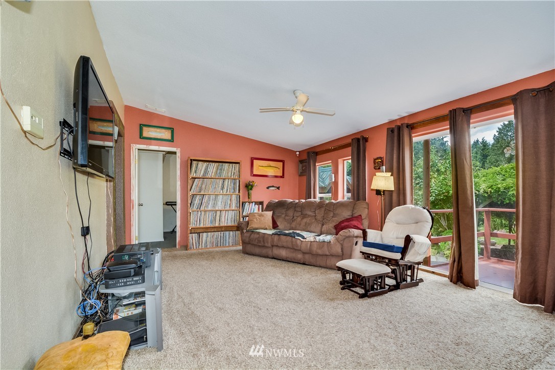 1412 Newberg Road Snohomish, WA 98290 - Photo 15 of 24