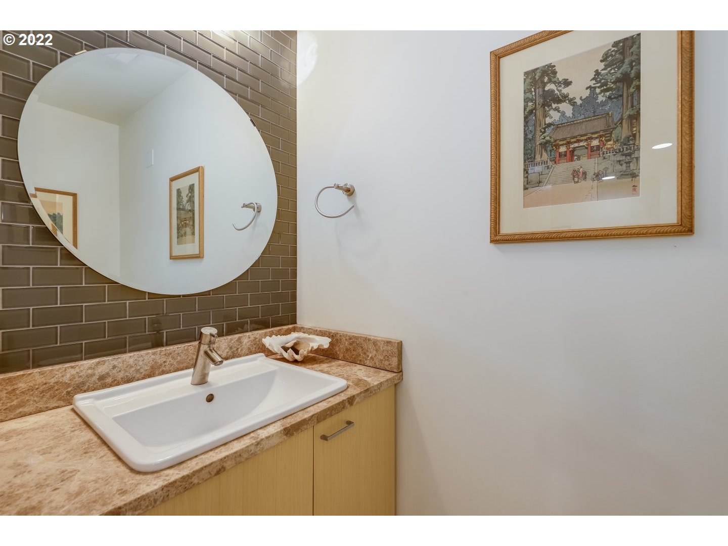 1734 Northwest Riverscape Street Portland, OR 97209 - Photo 13 of 32 Gallery Image 13