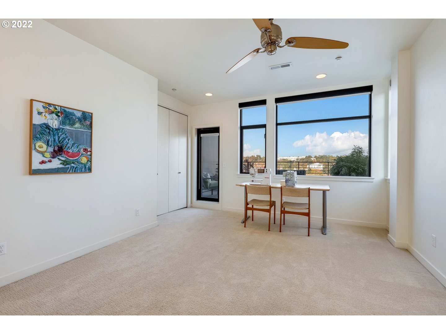 1734 Northwest Riverscape Street Portland, OR 97209 - Photo 21 of 32 Gallery Image 21