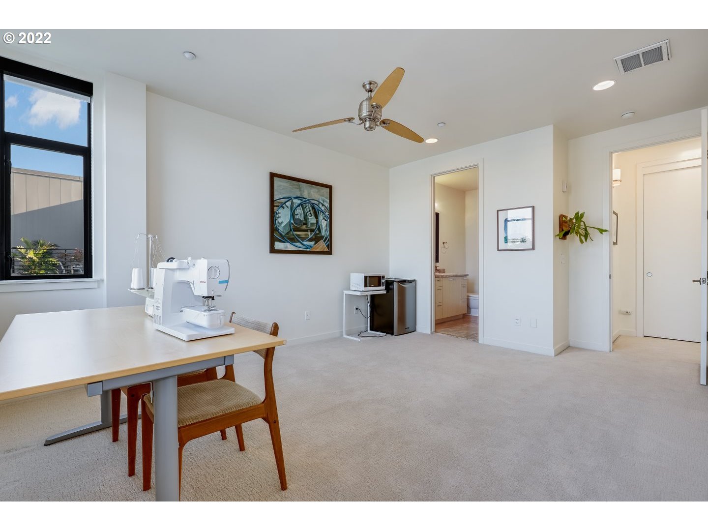 1734 Northwest Riverscape Street Portland, OR 97209 - Photo 22 of 32 Gallery Image 22