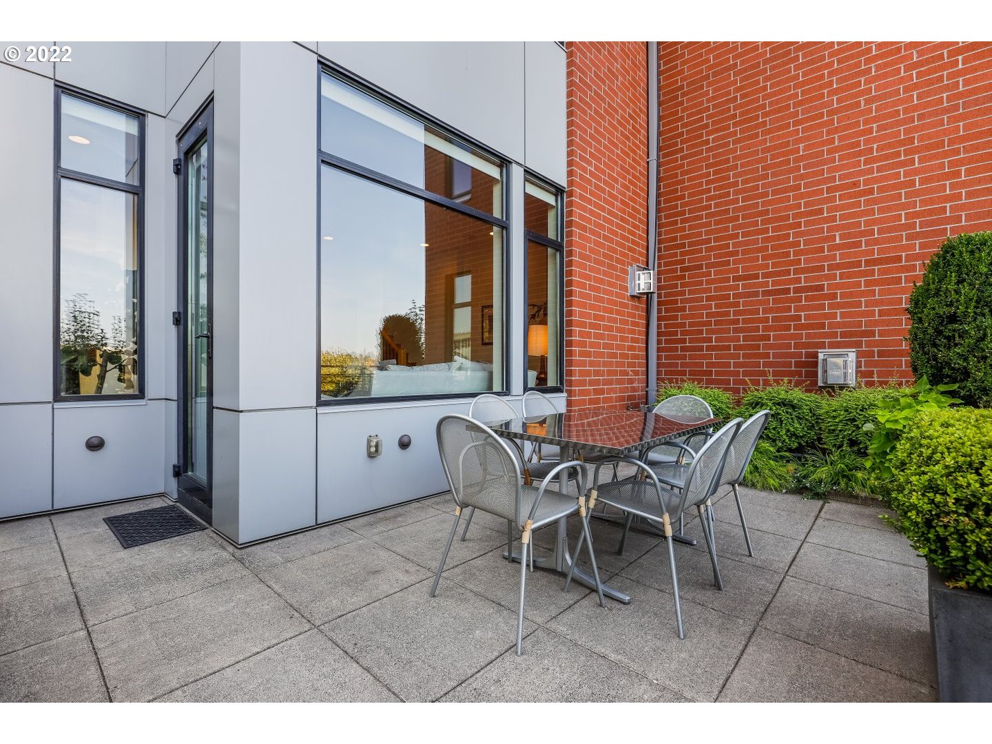 1734 Northwest Riverscape Street Portland, OR 97209 - Photo 26 of 32 Gallery Image 26