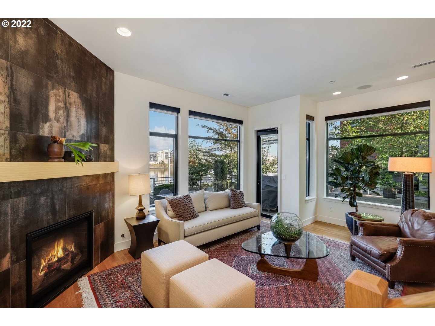 1734 Northwest Riverscape Street Portland, OR 97209 - Photo 7 of 32 Gallery Image 7