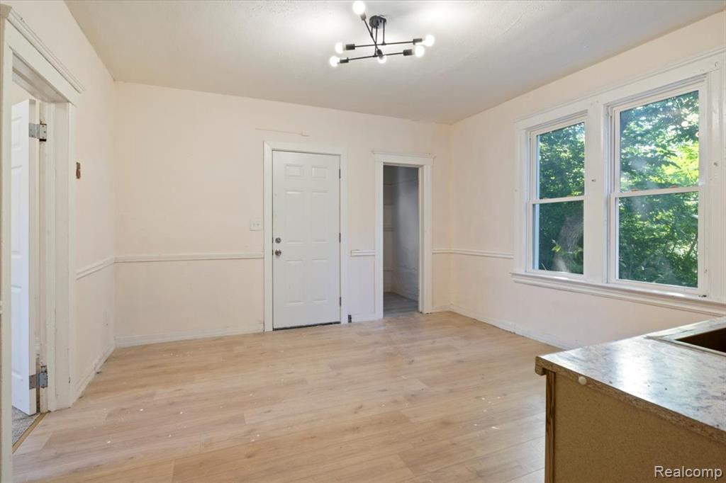 4510 Harding Street Detroit, MI 48214 - Photo 16 of 35 Gallery Image 16