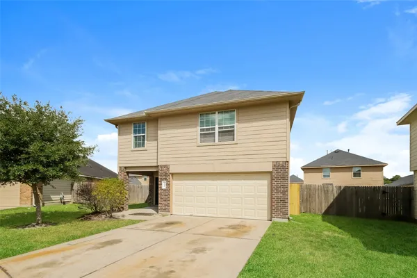 $2,100 | 2411 Sailors Way, Houston, TX 77073
