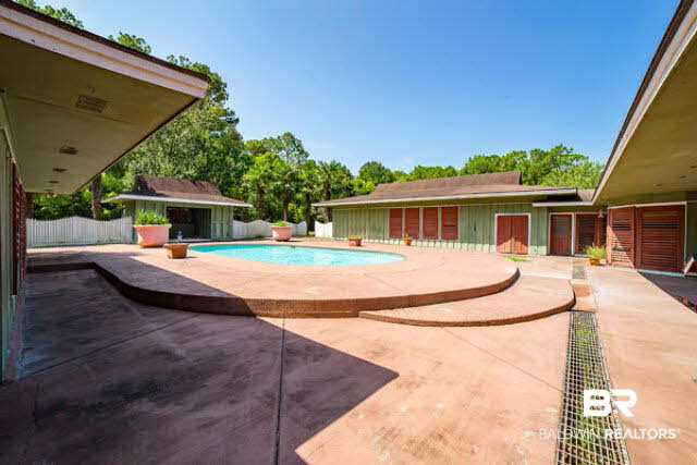 9119 Mosley Road Fairhope, AL 36532 - Photo 11 of 41 Pool Area