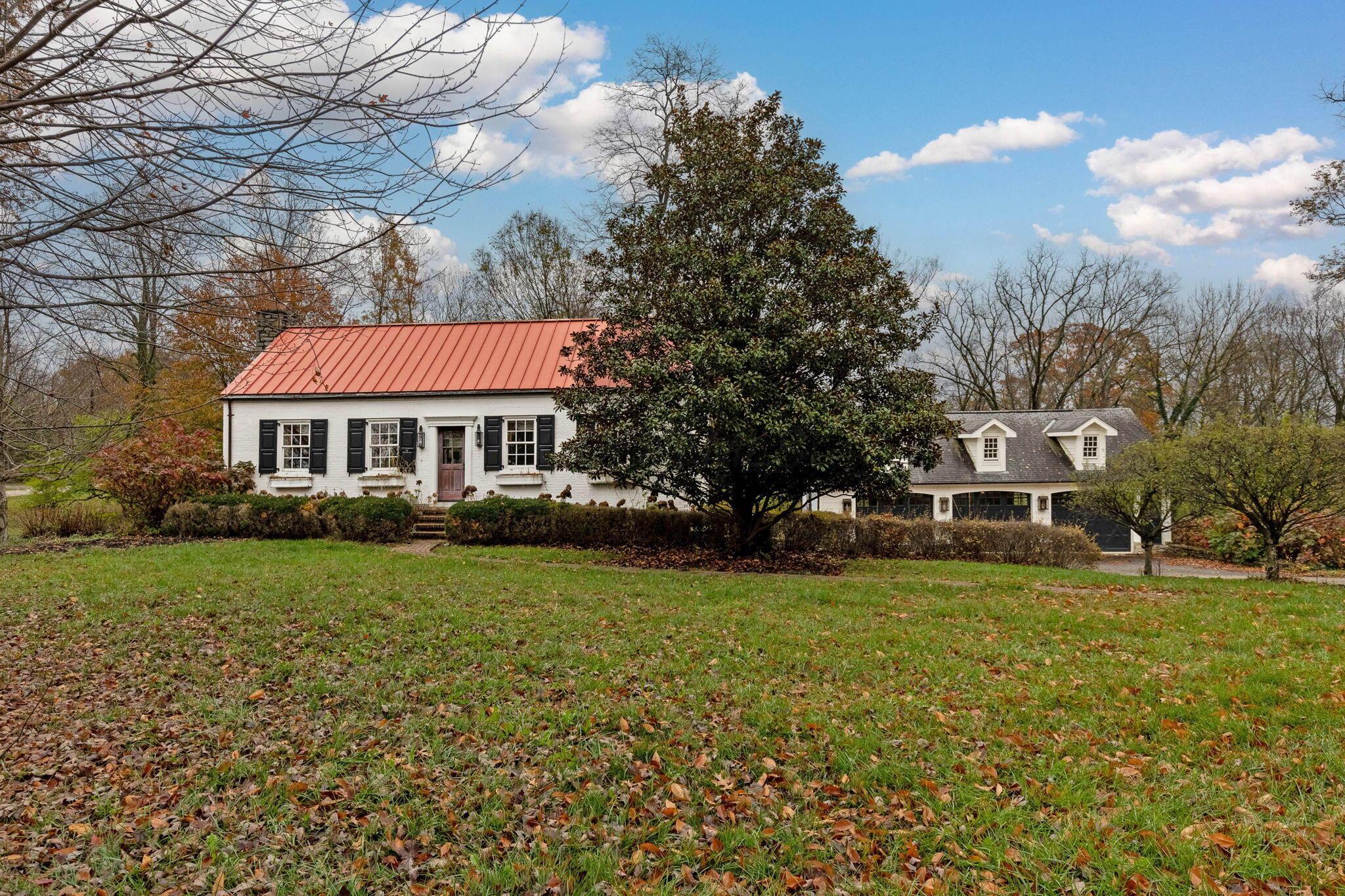 7805 Brill Road Cincinnati, OH 45243 - Photo 44 of 139 44-web-or-mls-7805BrillRoadGuestHouse_Ho