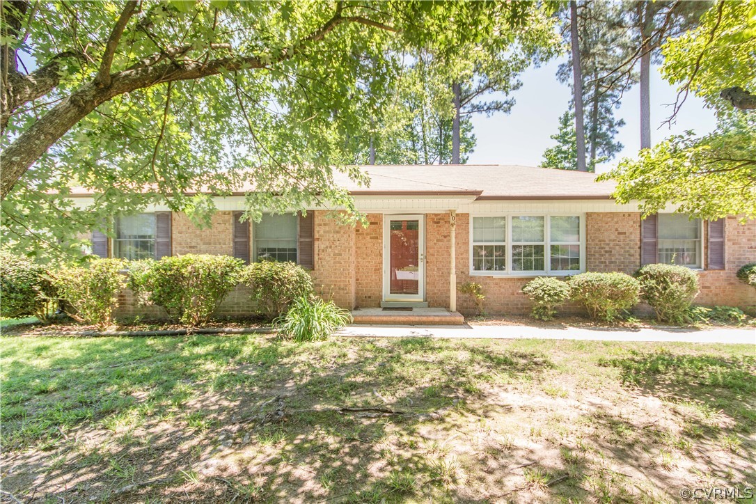 101 Princeton Road Colonial Heights, VA 23834 - Photo 1 of 34 Gallery Image 1