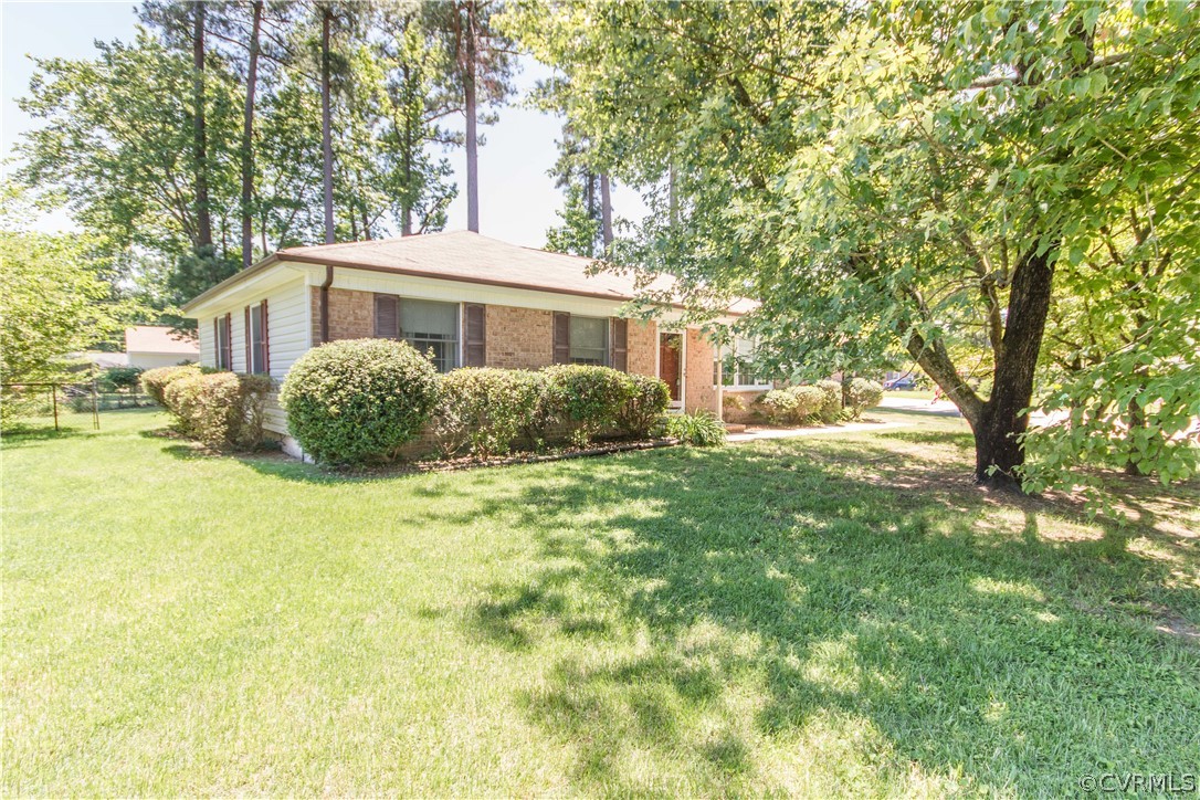 101 Princeton Road Colonial Heights, VA 23834 - Photo 2 of 34 Gallery Image 2