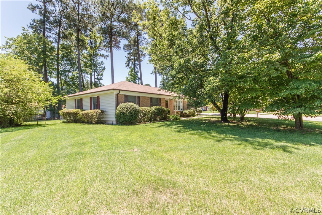 101 Princeton Road Colonial Heights, VA 23834 - Photo 3 of 34 Gallery Image 3