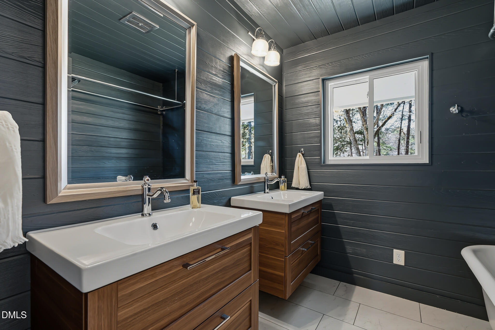 3008 Snow Hill Road Durham, NC 27712 - Photo 26 of 48 DSC05333