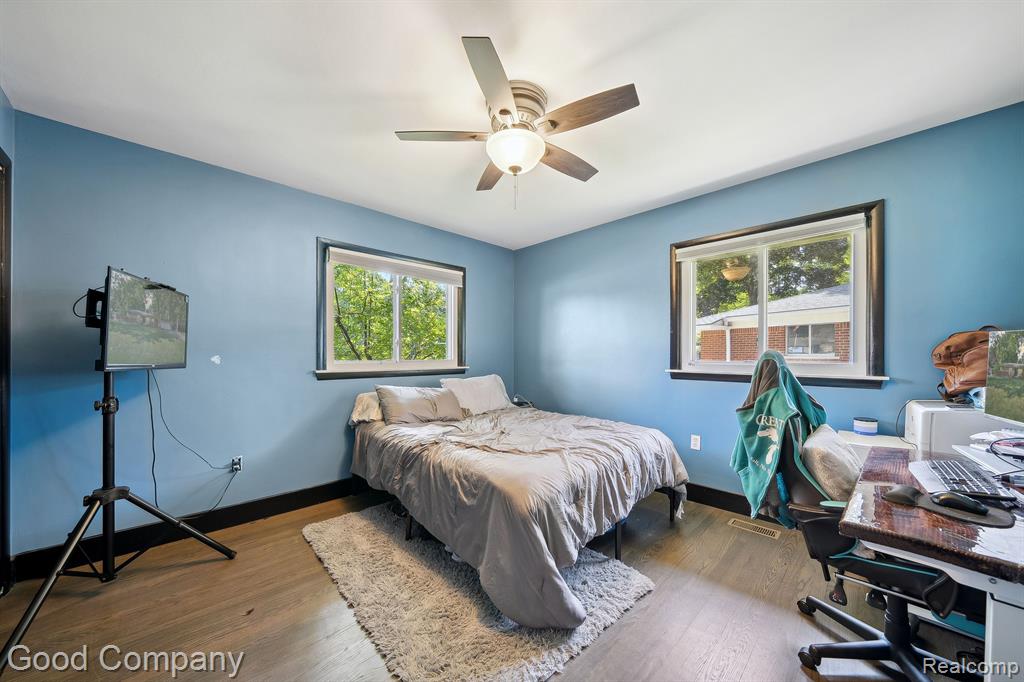 32115 Bonnet Hill Road Farmington Hills, MI 48334 - Photo 29 of 41