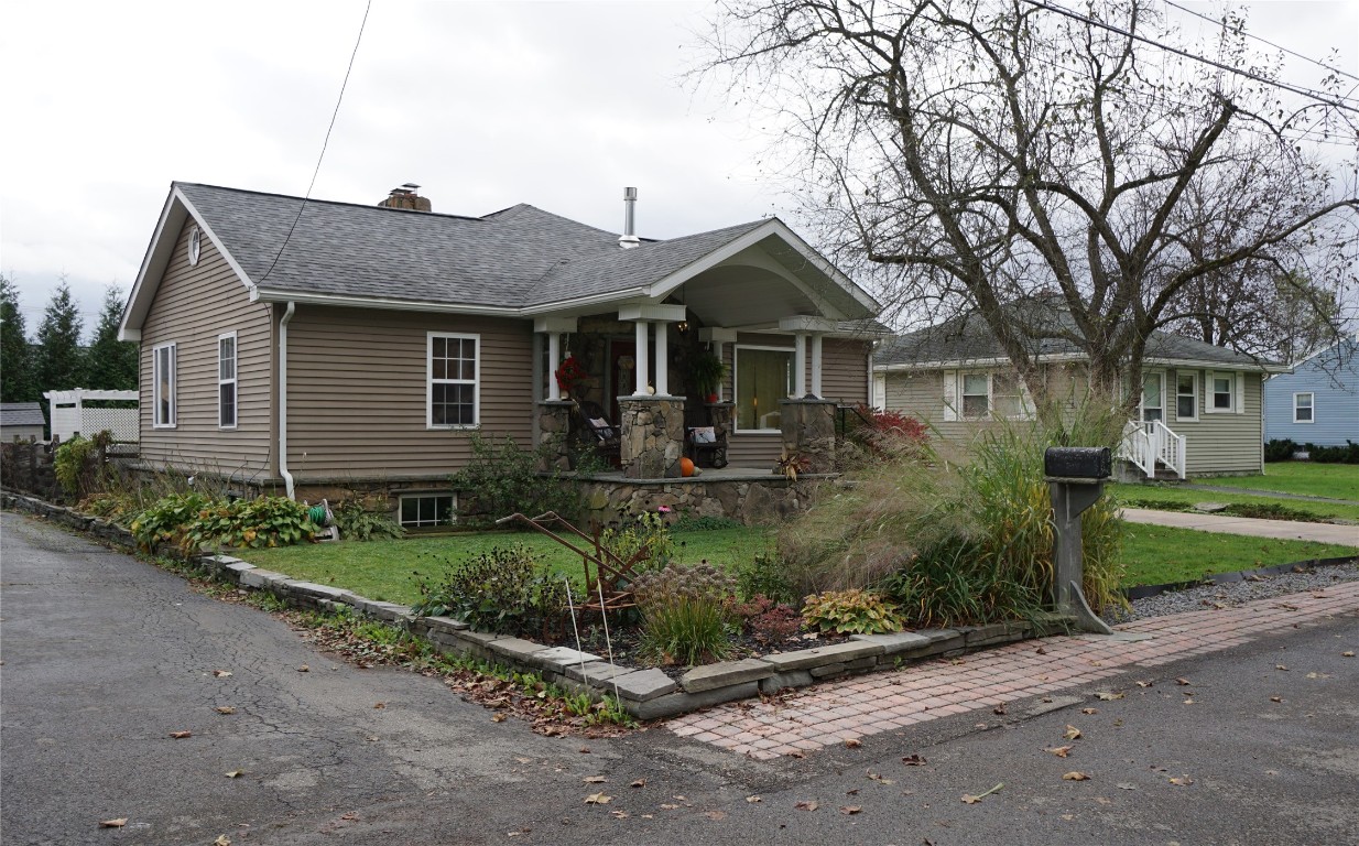26 Trafford Road Binghamton, NY 13901 - Photo 1 of 48 Gallery Image 1