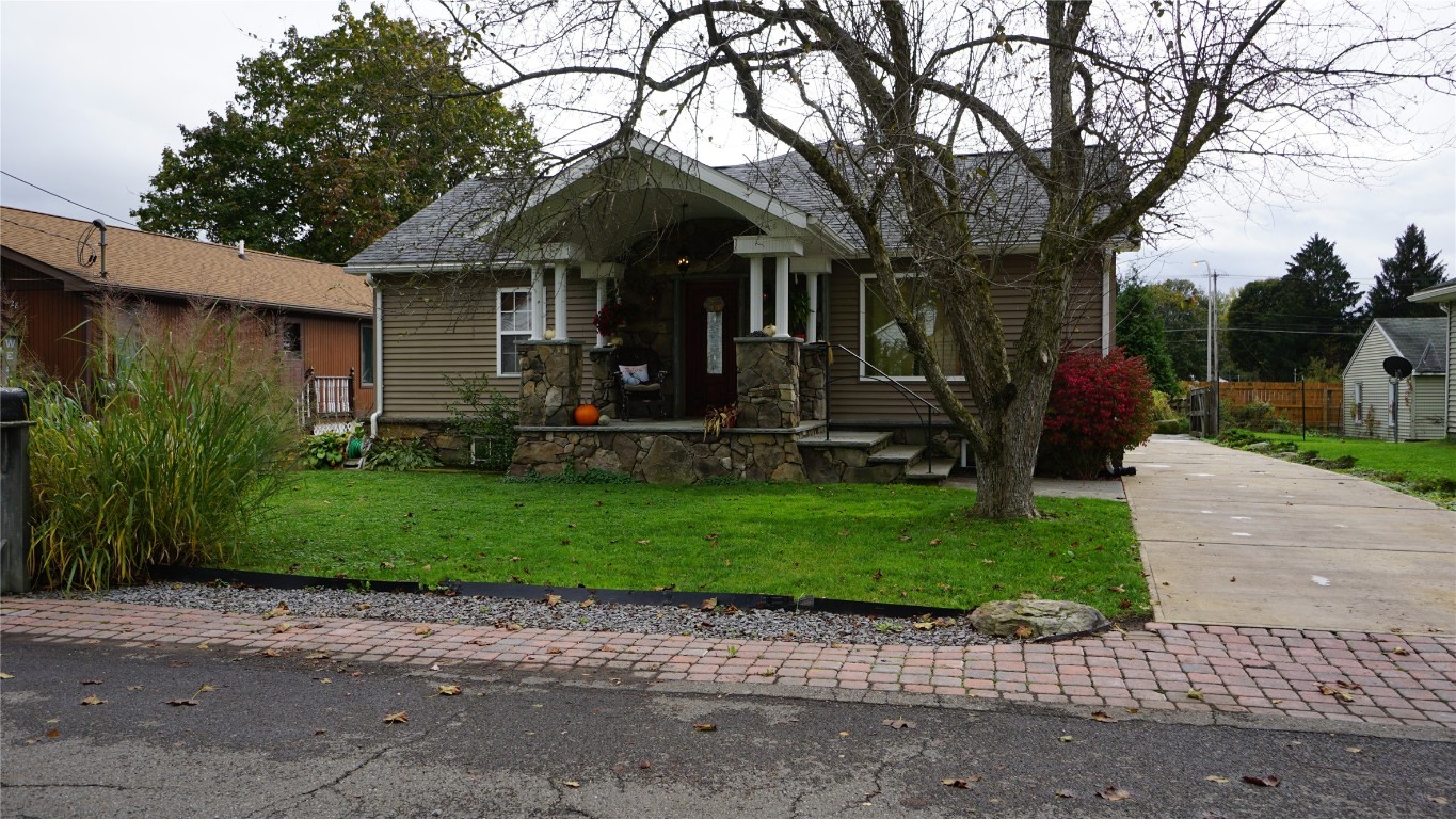 26 Trafford Road Binghamton, NY 13901 - Photo 3 of 48 Gallery Image 3