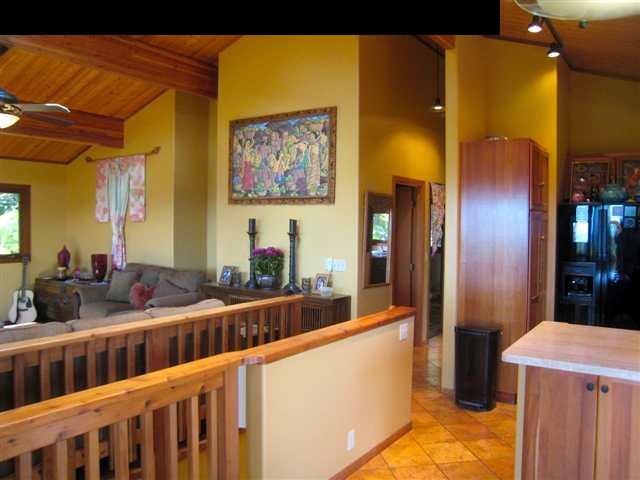 980 East Kuiaha Road Haiku, HI 96708 - Photo 7 of 25 a view of a balcony and front door
