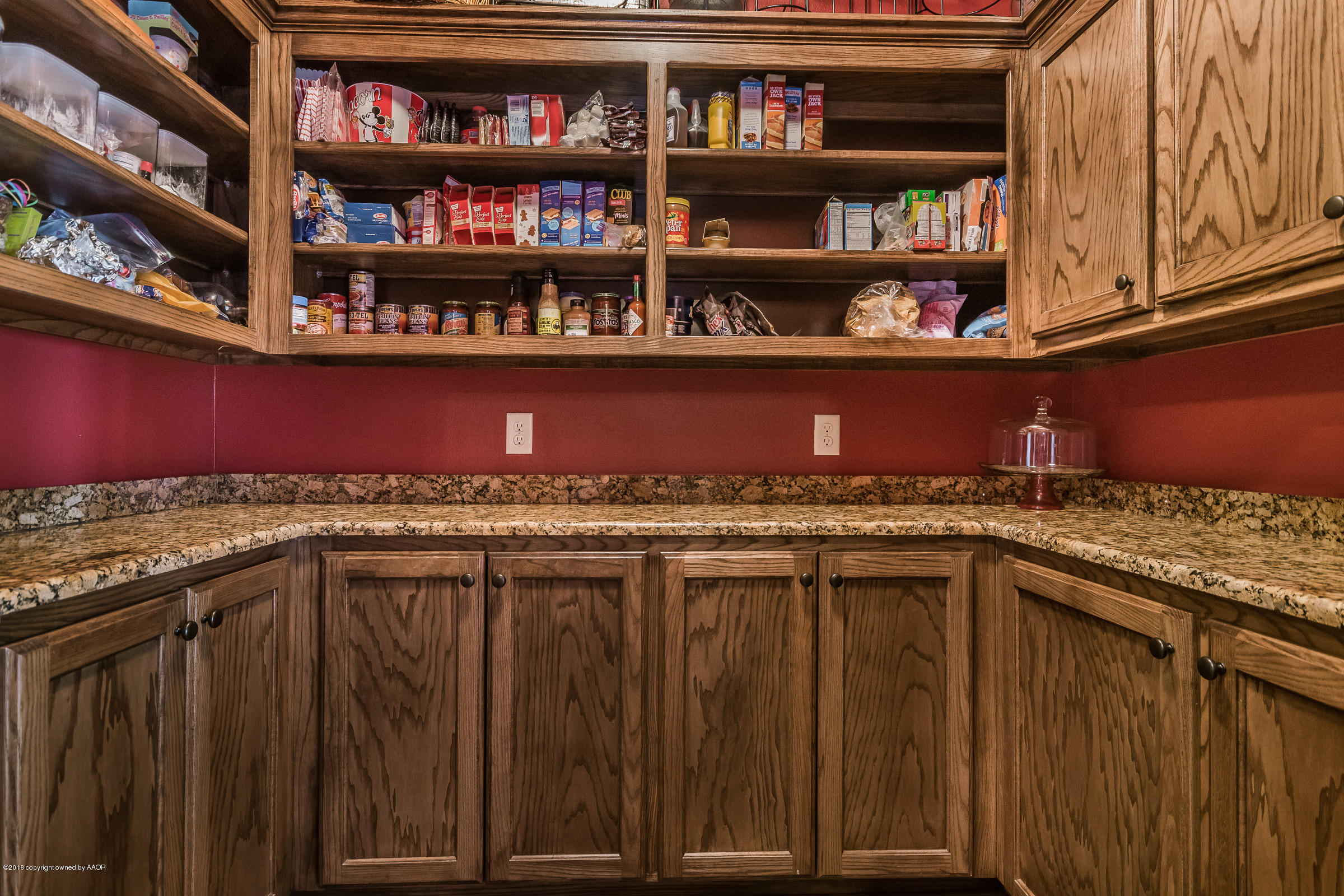 7101 Red Rock Road Amarillo, TX 79118 - Photo 15 of 52 Pantry_