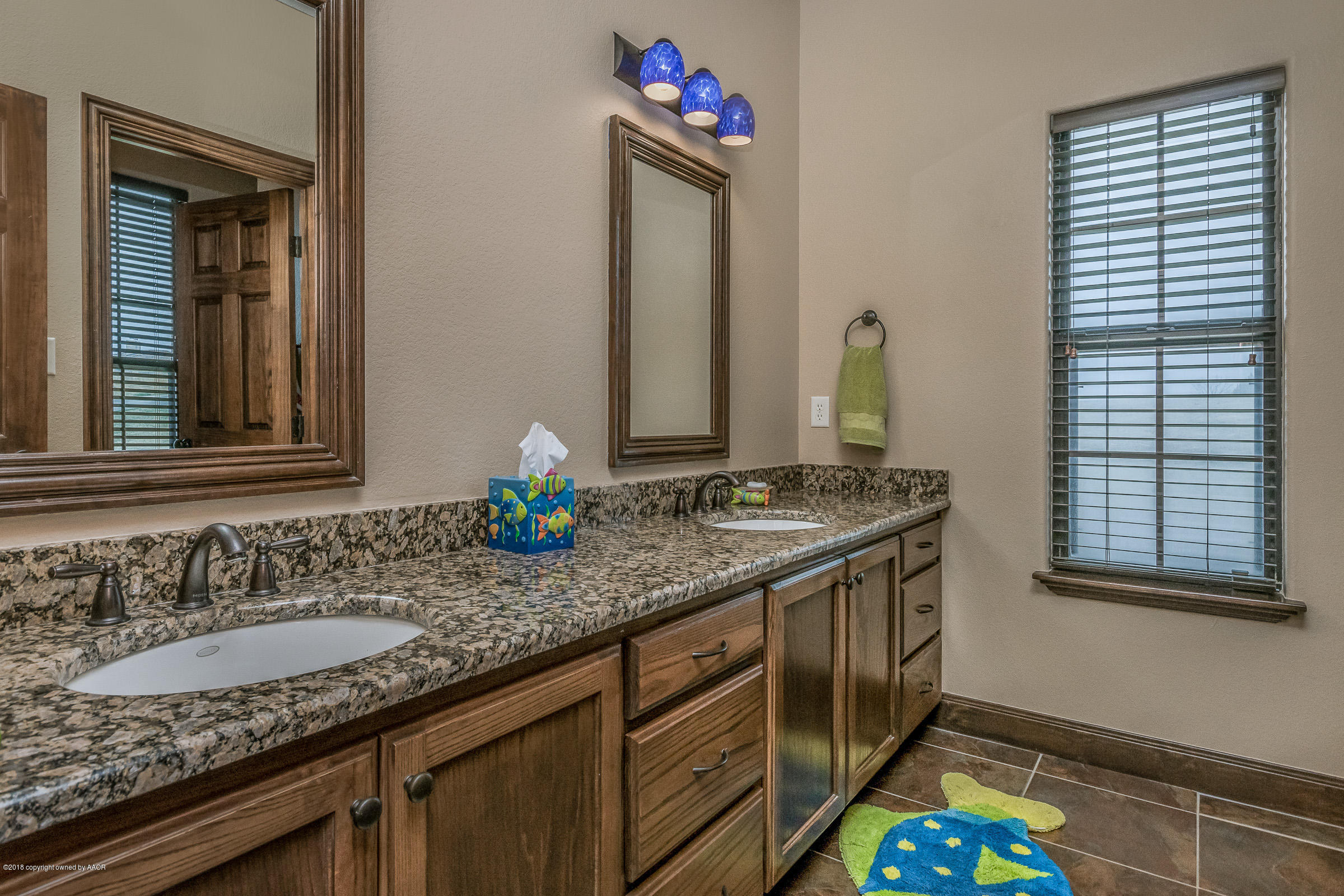 7101 Red Rock Road Amarillo, TX 79118 - Photo 27 of 52 Hall Bathroom_