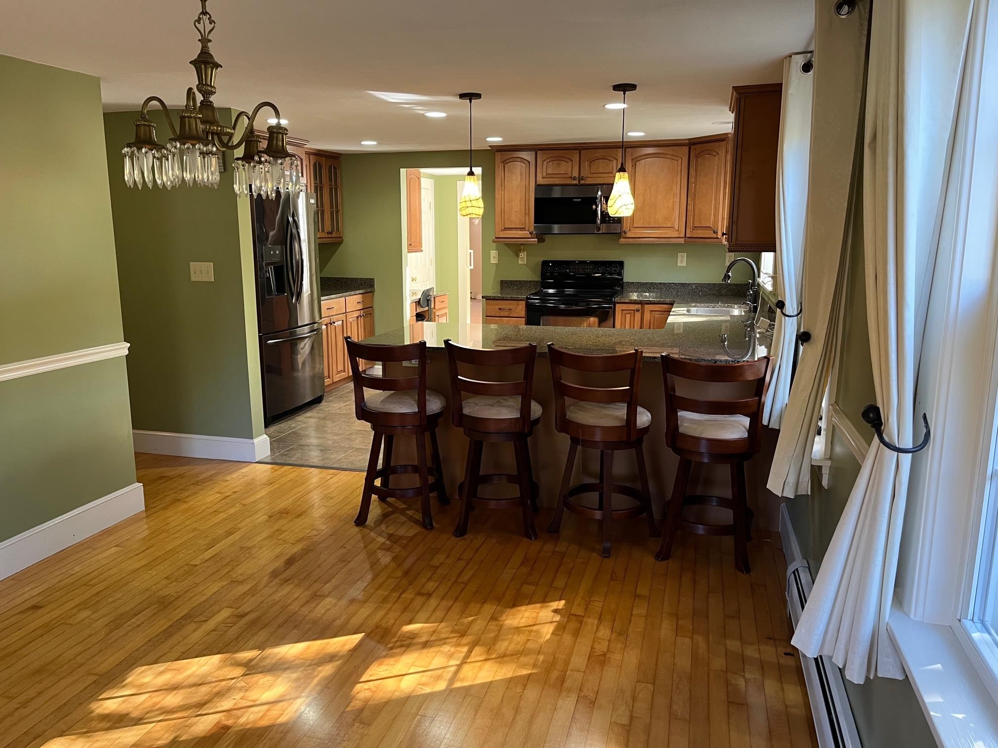 42 Mill Road North Hampton, NH 03862 - Photo 13 of 40