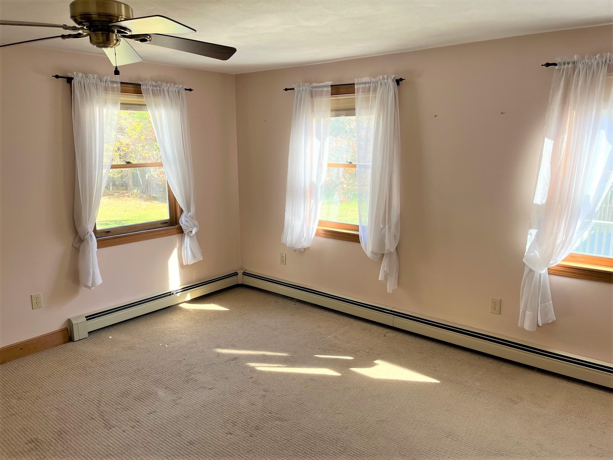 42 Mill Road North Hampton, NH 03862 - Photo 23 of 40