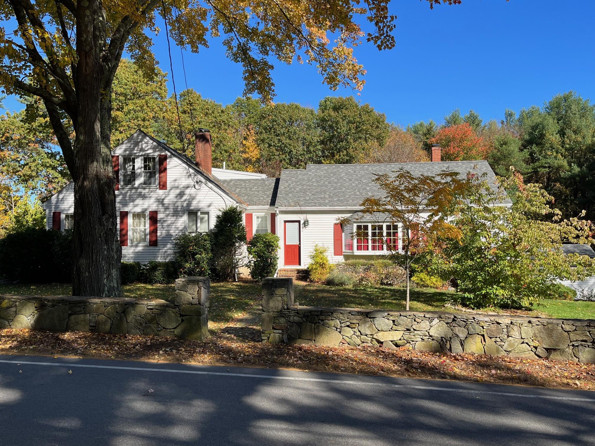 42 Mill Road North Hampton, NH 03862 - Photo 4 of 40