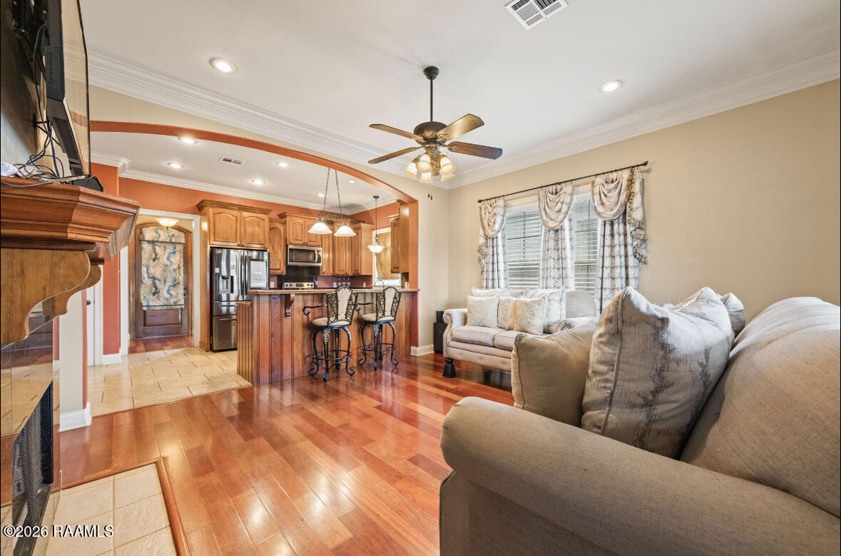 107 Octavia Drive Scott, LA 70583 - Photo 6 of 19 IMG_6887