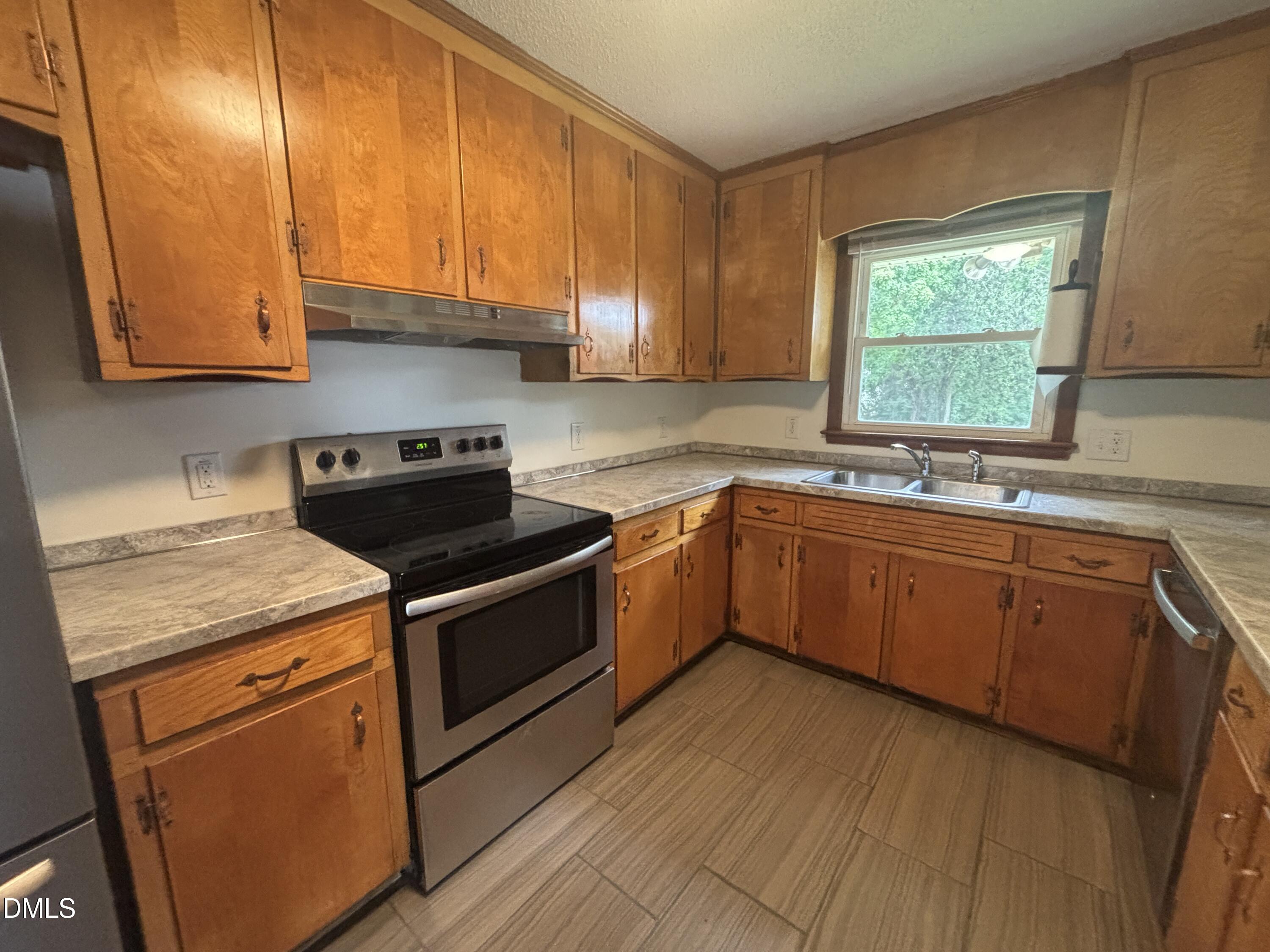 3609 Melrose Drive Raleigh, NC 27604 - Photo 22 of 51 20260623_185808073_iOS