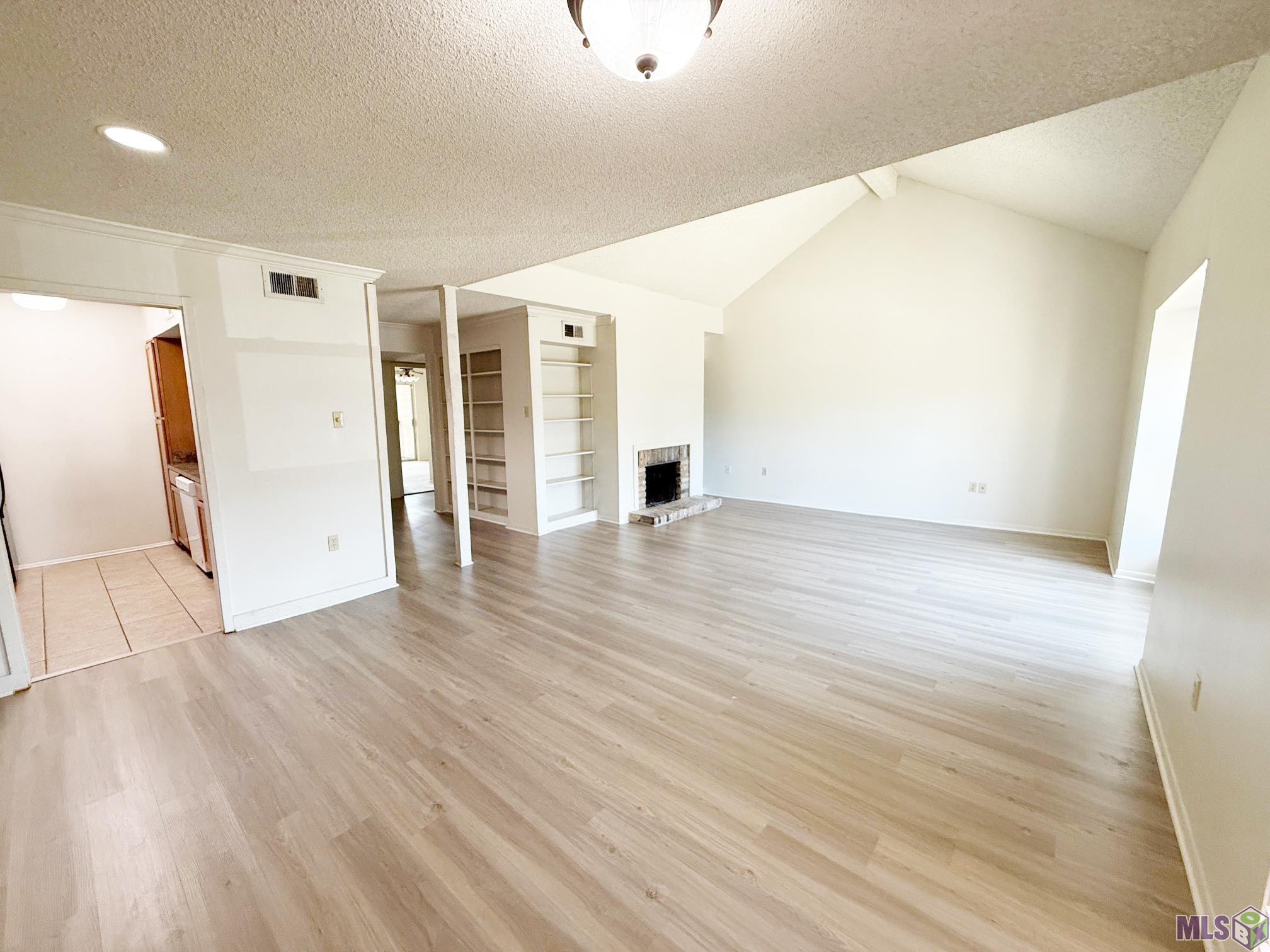 8155 Jefferson Highway, Unit 503 Baton Rouge, LA 70809 - Photo 1 of 5