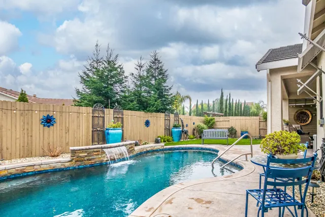a building outdoor space with patio furniture