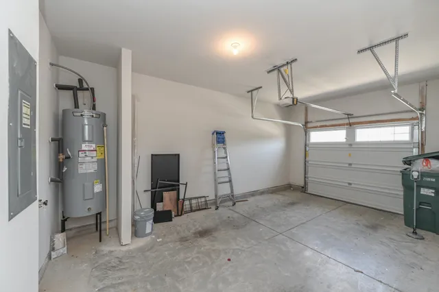 $1,945 | 124 Fister Drive, Lebanon, TN 37090