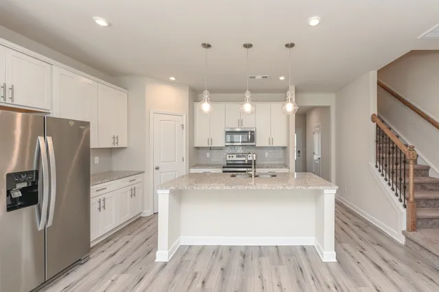 $1,945 | 124 Fister Drive, Lebanon, TN 37090