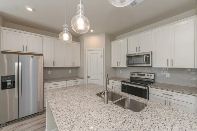 $1,945 | 124 Fister Drive, Lebanon, TN 37090